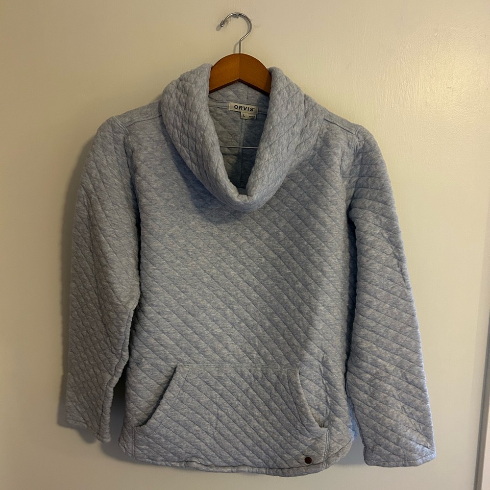 Orvis Women’s Quilted Cowl Neck Sweatshirt